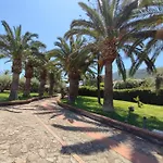 Kalura Sea House Апартаменти *