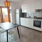 Kalura Sea House Апартаменти *