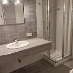 Апартаменти Kalura Sea House *