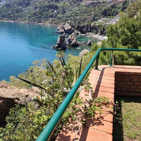Kalura Sea House Apartman
