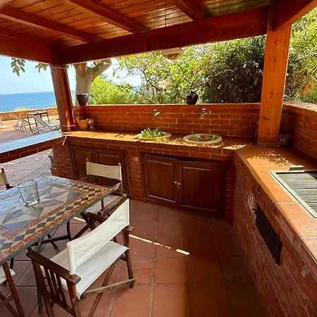 Kalura Sea House Apartman *