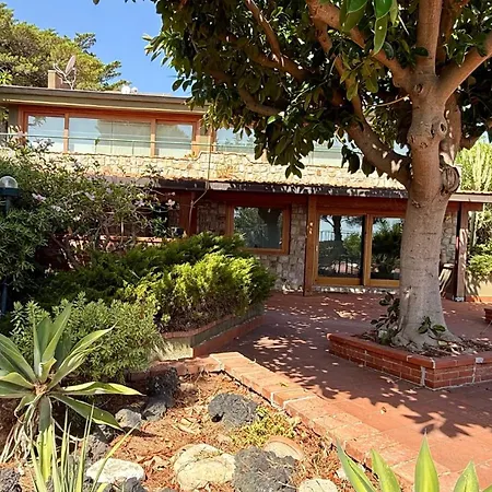 Kalura Sea House